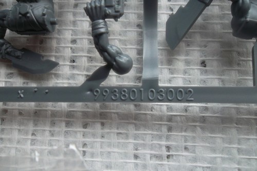 Ork Boyz 35-27 / Warhammer 40k citadel Action figure Game Workshop 99120103015 - Photo 6/7