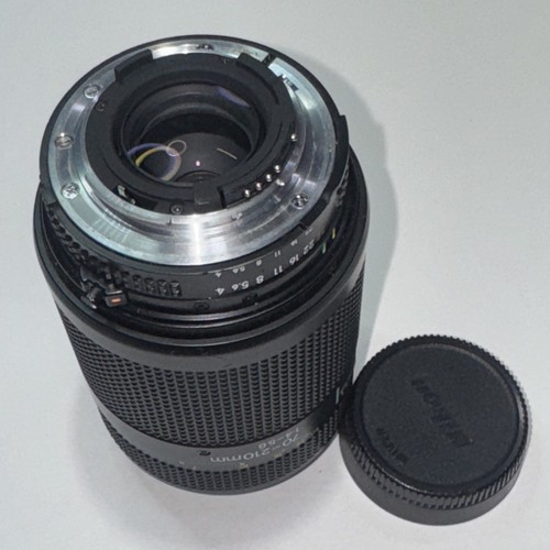 Nikon AF Nikkor 70-210mm f/4-5.6 FX Objektiv für F100 F5 N80 D610 D850 D7200 DF D5 - Bild 7 von 10