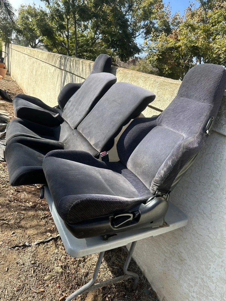 92-96 Honda Prelude complete Front bucket & rear seats. Rare to find full sets. - Image 2 of 4