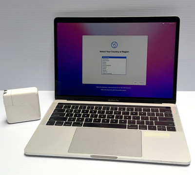 Apple MacBook Pro 13'' (2016) Touch Bar i7 3.3GHz 16GB RAM 500GB SSD Silver