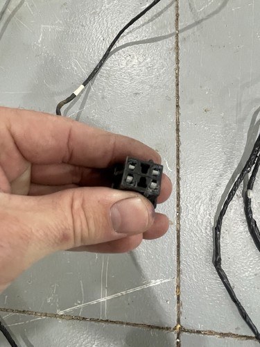 93-94 Corvette C4 ABS Electronic Brake Traction Control Wiring Harness ASR Wheel - Picture 9 of 19