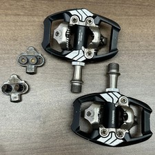 Shimano Deore XT PD-M8020 MTB Bike Pedal with SPD Cleats Self-Locking SPD MTB