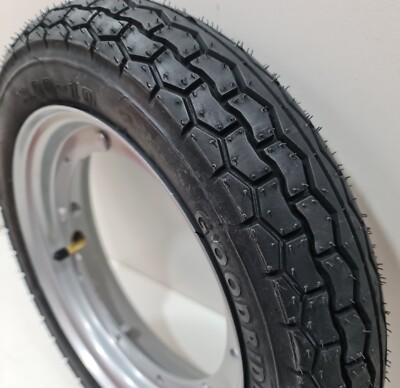 Cerchio Ruota Vespa 3.00-10 MotoCapuano - In Uretano Silver Per 50 125 ET3 Primavera