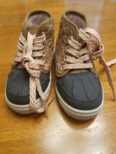 NEW OshKosh Girls Hiking Boots Sz 5