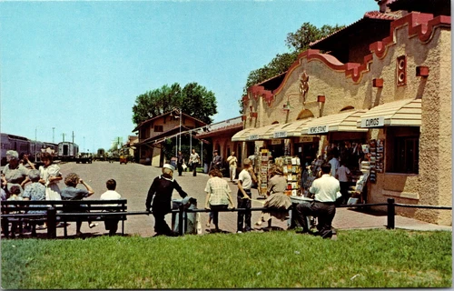 Postcard Santa Fe Terminal in Clovis, New Mexico - Picture 1 of 2