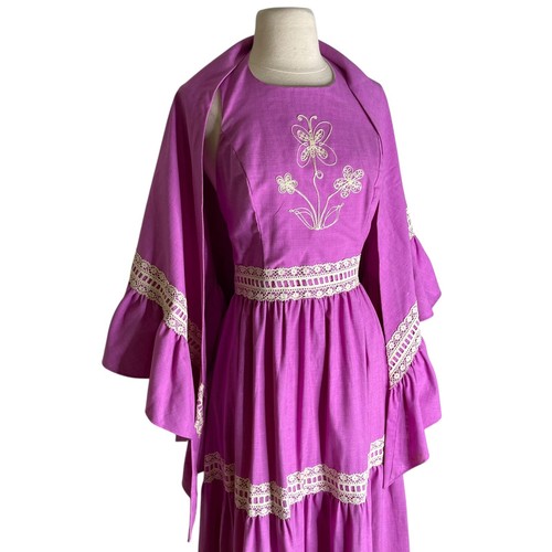 Maxi Vestido Vintage Años 70 MR. K Talla XS Halter Rosa Capa Bordada Encaje Pradera - Imagen 16 de 24