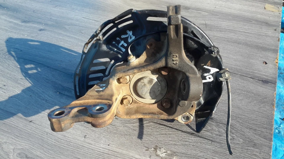 Buje de cojinete de nudillo husillo delantero derecho Subaru BRZ 2013-2017 OEM 28313CA000 Foto 2 de 3