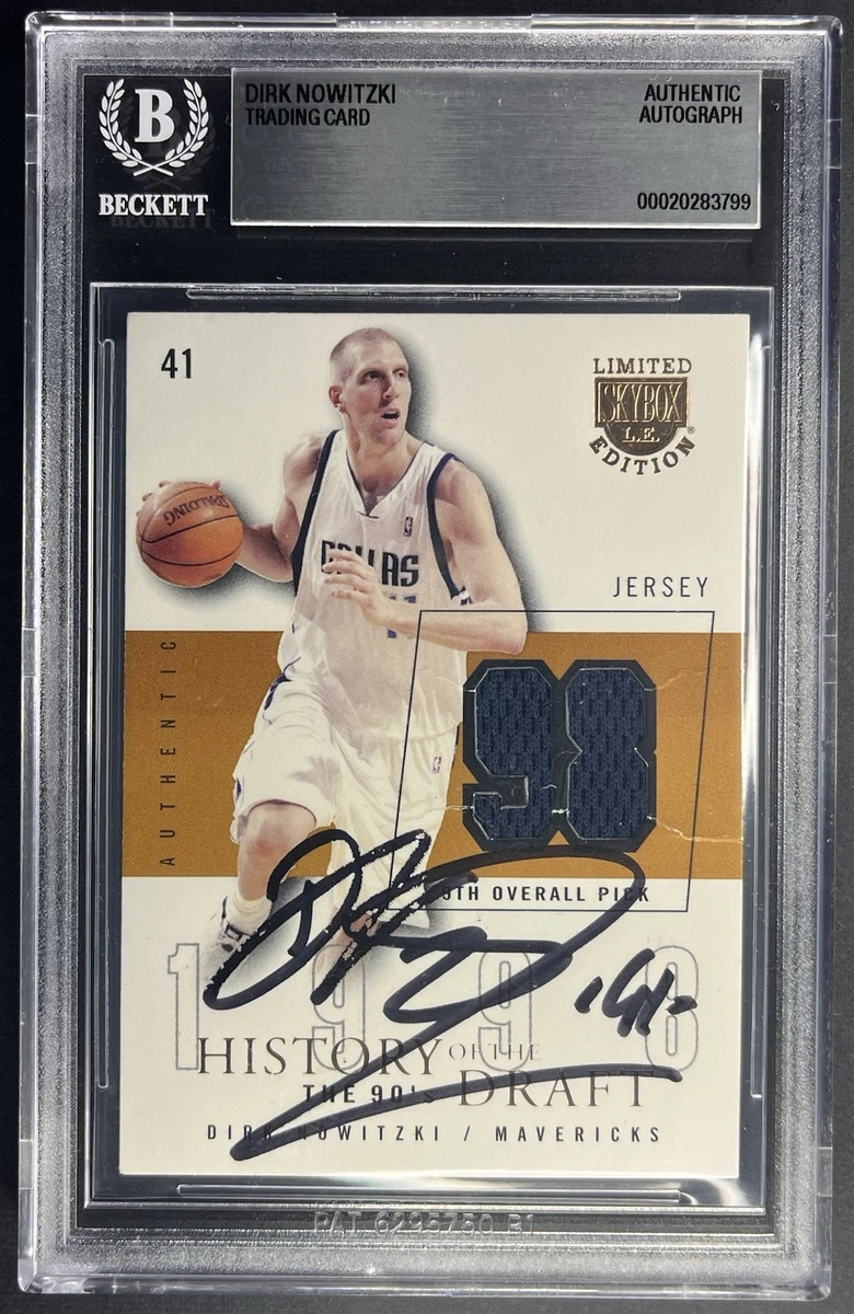 Dirk Nowitzki Basketball Autographed Sports Trading Cards for sale