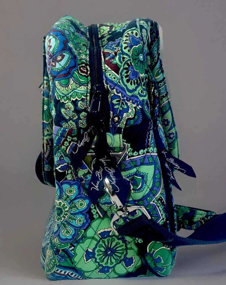 Beautiful Pre Loved 🥰 Vera Bradley Blue Rhapsody Large Weekender Tote Bag - Image 4 of 4
