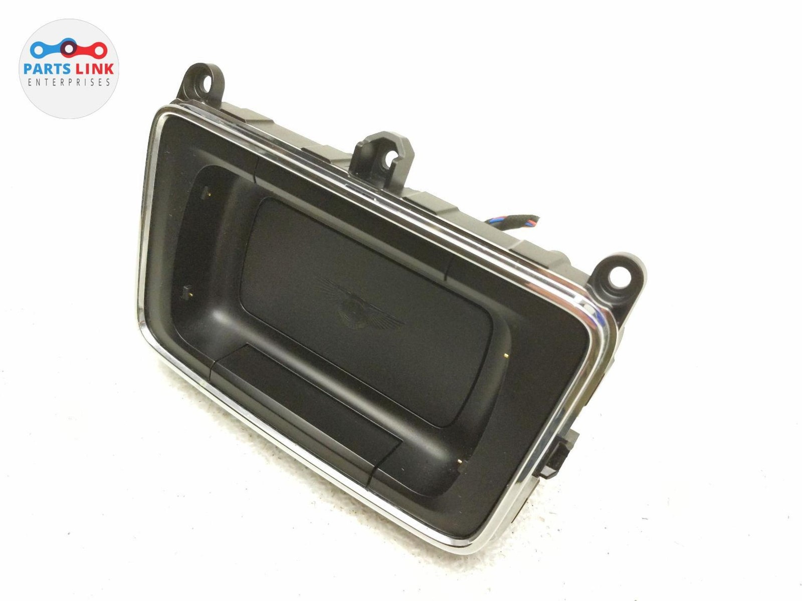 2016-20 BENTLEY BENTAYGA REAR CONSOLE REMOTE CONTROL PAD DOCK CRADLE w/ HARNESS