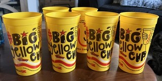 Lote 6 Dickey's BBQ Pit 💛32 oz💛Coke Souvenir Legit Big Yellow Cup Restaurant