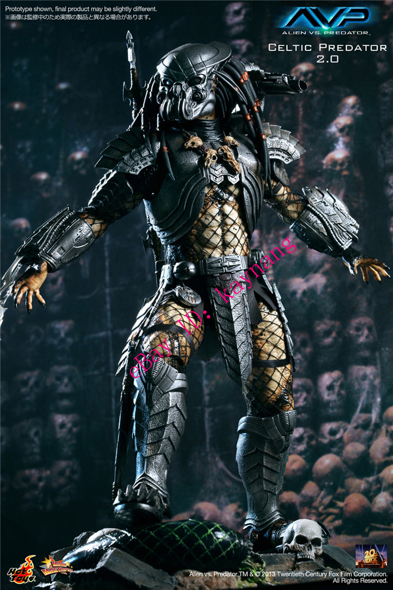 HOT TOYS MMS221 Alien vs. Predator 1/6 Celtic Predator Action