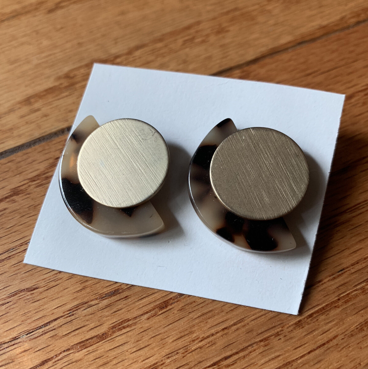 Tortoise Shell Stud Earrings - image 1