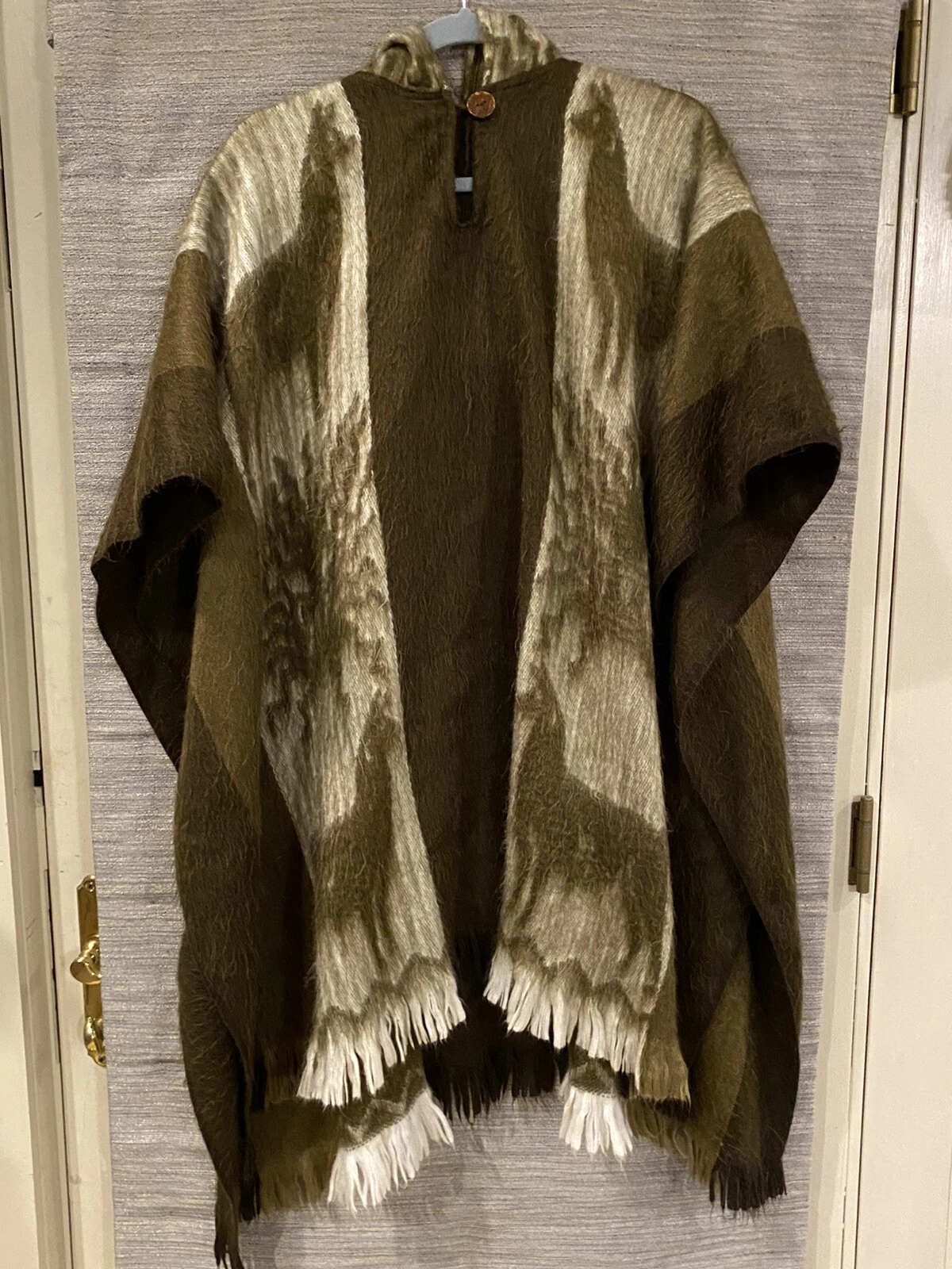 Alpaca Blend Shawl Poncho Cape Ecuador Fringe Hooded Soft Cozy Green Brown