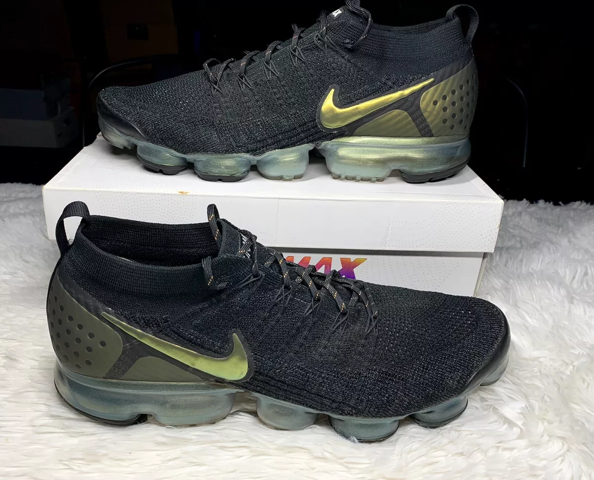 Nike vapormax flyknit 2 top black and gold mens