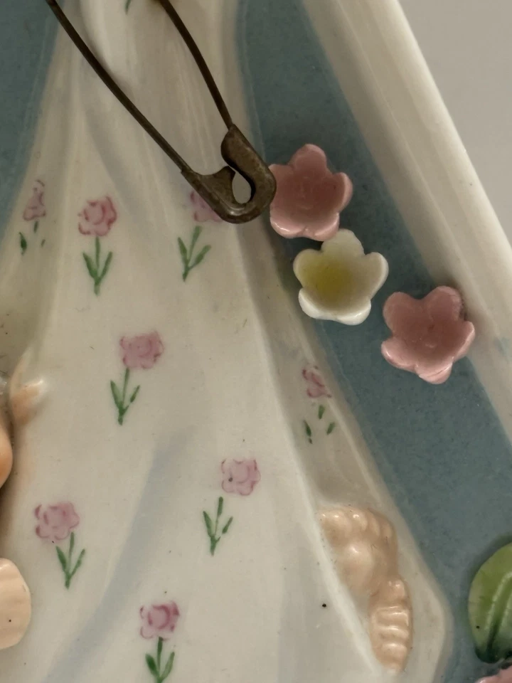 Vintage Shafford Japan Baby Wall Pocket Planter Floral Nursery Vase w/ Label - Image 3 of 4