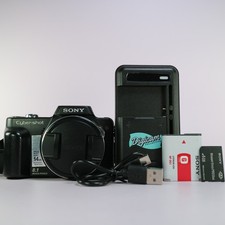 Sony Digital Camera Cybershot DSC-H3 8.1MP Silver Tested Full Working Set