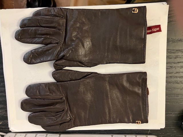 ETIENNE AIGNER BROWN DRIVING GLOVES 100% Soft Leather with Cashmere Lining (S)