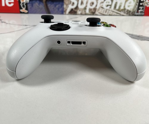 Controlador inalámbrico Microsoft Xbox para Xbox Series X/S, Xbox One y PC con Windows - Imagen 3 de 5