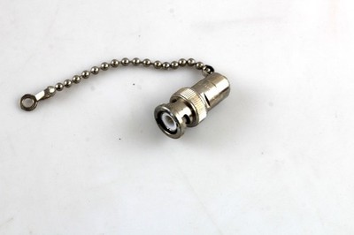 Los Von 20 Amphenol BNC Terminator Plug 0,5 Watt Mit Kette 51 Ohm 35650-51