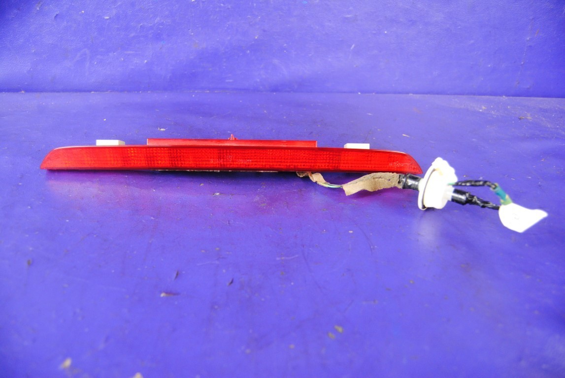 07-15 Mazda CX-9 CX9 Rear Spoiler 3rd Brake Light High Mount Lamp