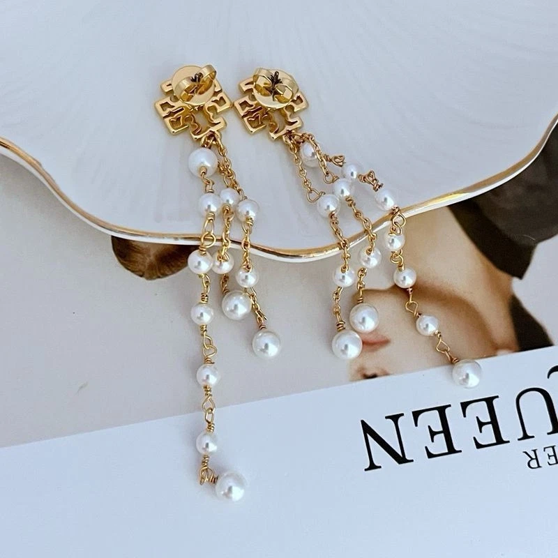 Pendientes colgantes de perlas con logotipo de Tory Burch🤍💛3,2 pulgadas Foto 4 de 4