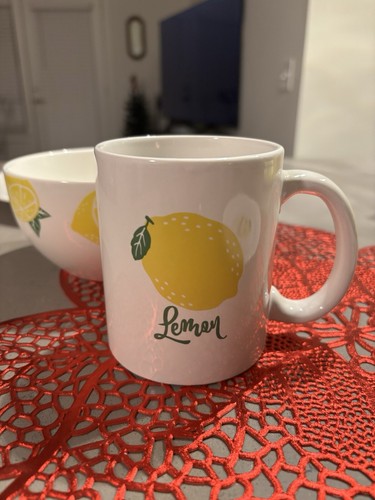 Lemon-Themed Dinnerware Set - Life Gives You Lemons! 8 Piece Gift Set Dining - Picture 7 of 11