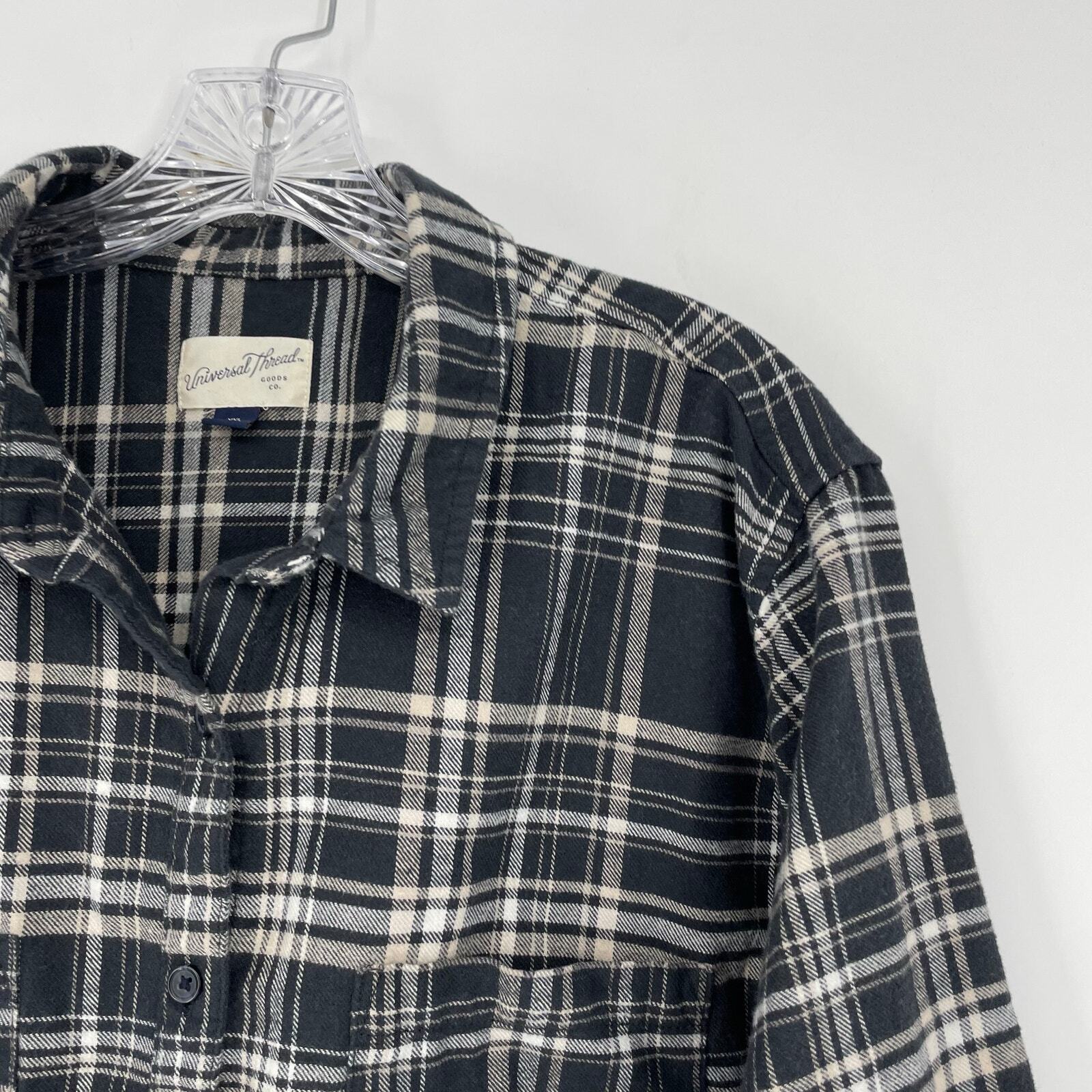 Universal Thread Long Sleeve Button-Up Plaid Top … - image 3