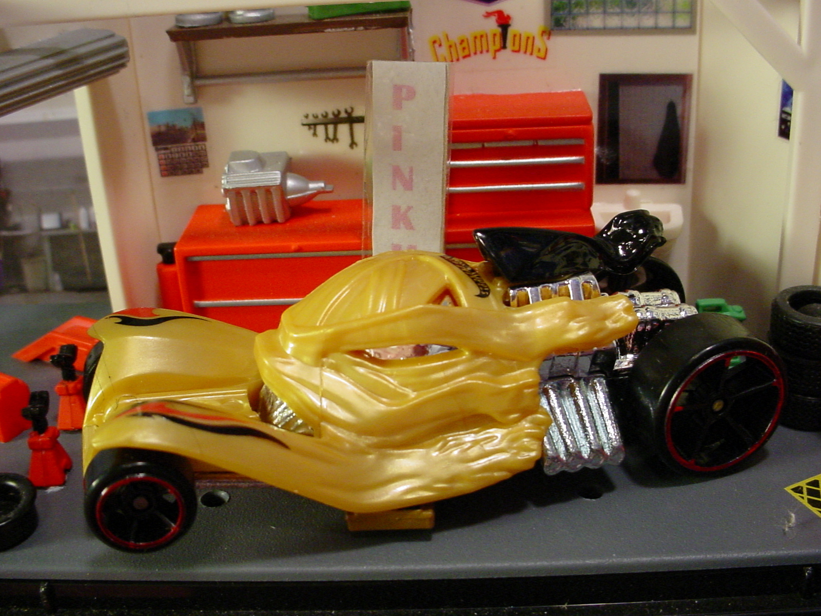 Picture 2 of 3