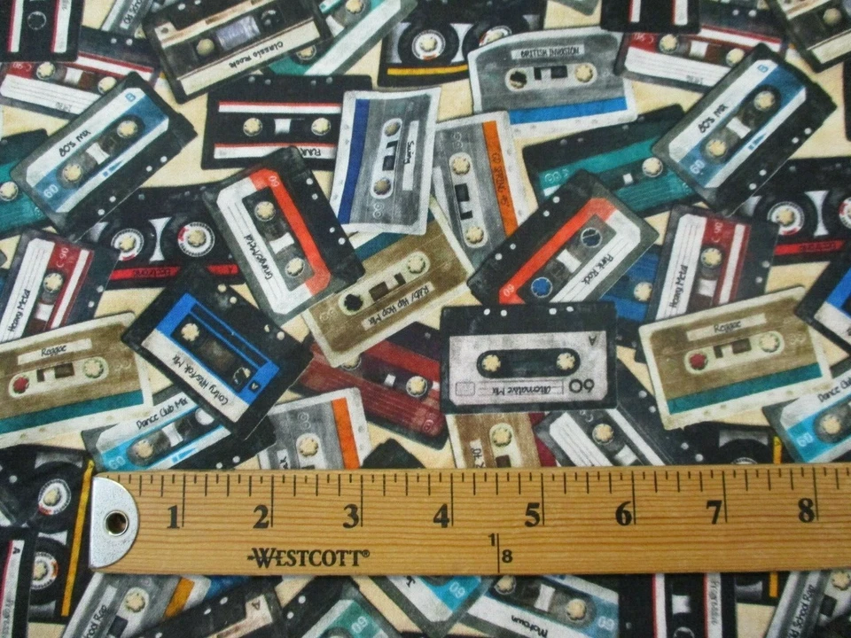 CASSETTE CD CDS TAPES COMPACT CASSETTES MUSIC TAN DIGITAL COTTON FABRIC FQ - Image 3 of 4