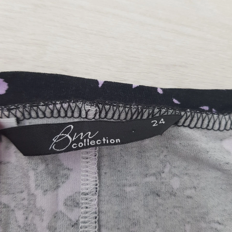 BM Summer Casual Top T-Shirt Size 24 Black Floral Stretch Cap Sleeve Holiday - Image 2 of 4