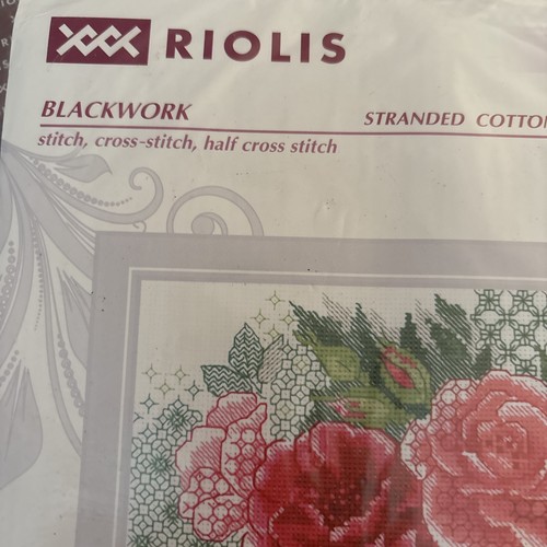 Kit de puntada Blackwork contado Riolis rosa cadera roja 20x20 cm, hágalo usted mismo - Imagen 4 de 5
