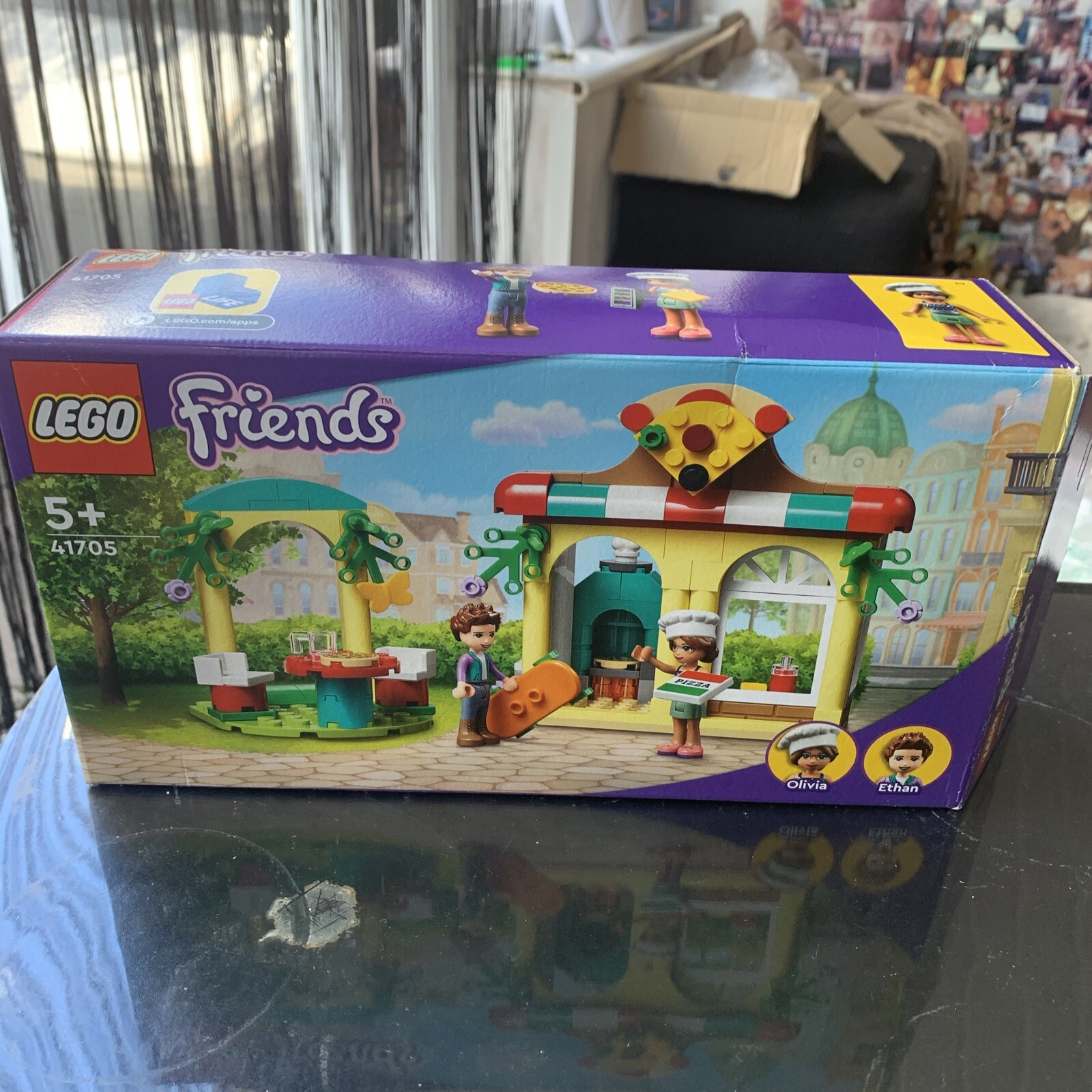 LEGO FRIENDS: Heartlake City Pizzeria (41705)