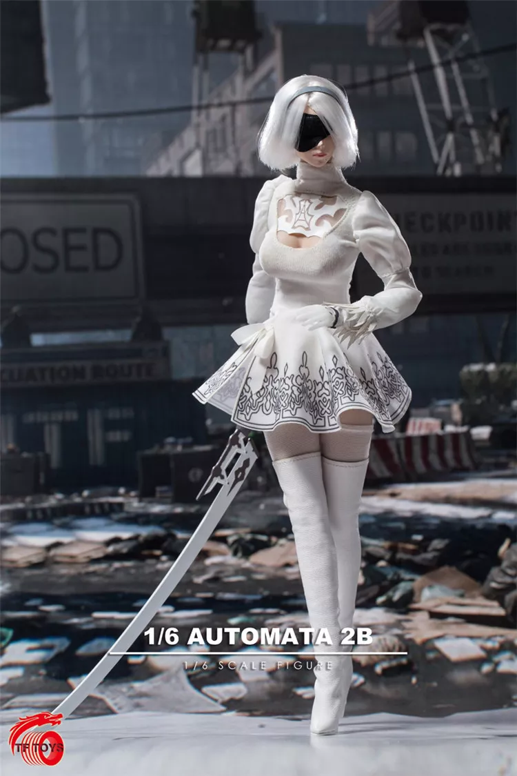 NieR: Automata 2B Statuette (Beastlord Weapon, White Outfit)