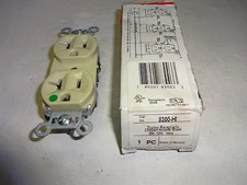 P&S 8300-HI DUPLEX RECEPTACLE COMPACT HOSPITAL GRADE 20A 125V IVORY