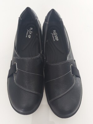 Flex step slip on women's shoes slip on black flats M Worn ones