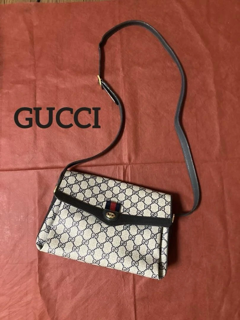 Gucci ancien sac à bandoulière ligne Sherry bleu marine m2_0424