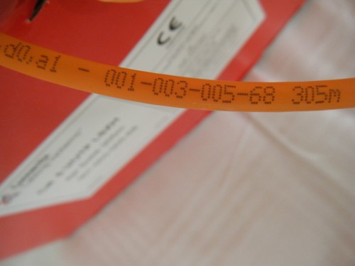 Connectix/CCS Cat6 UTP LSZH 305m Orange Cable RRP £190 - Photo 4/8