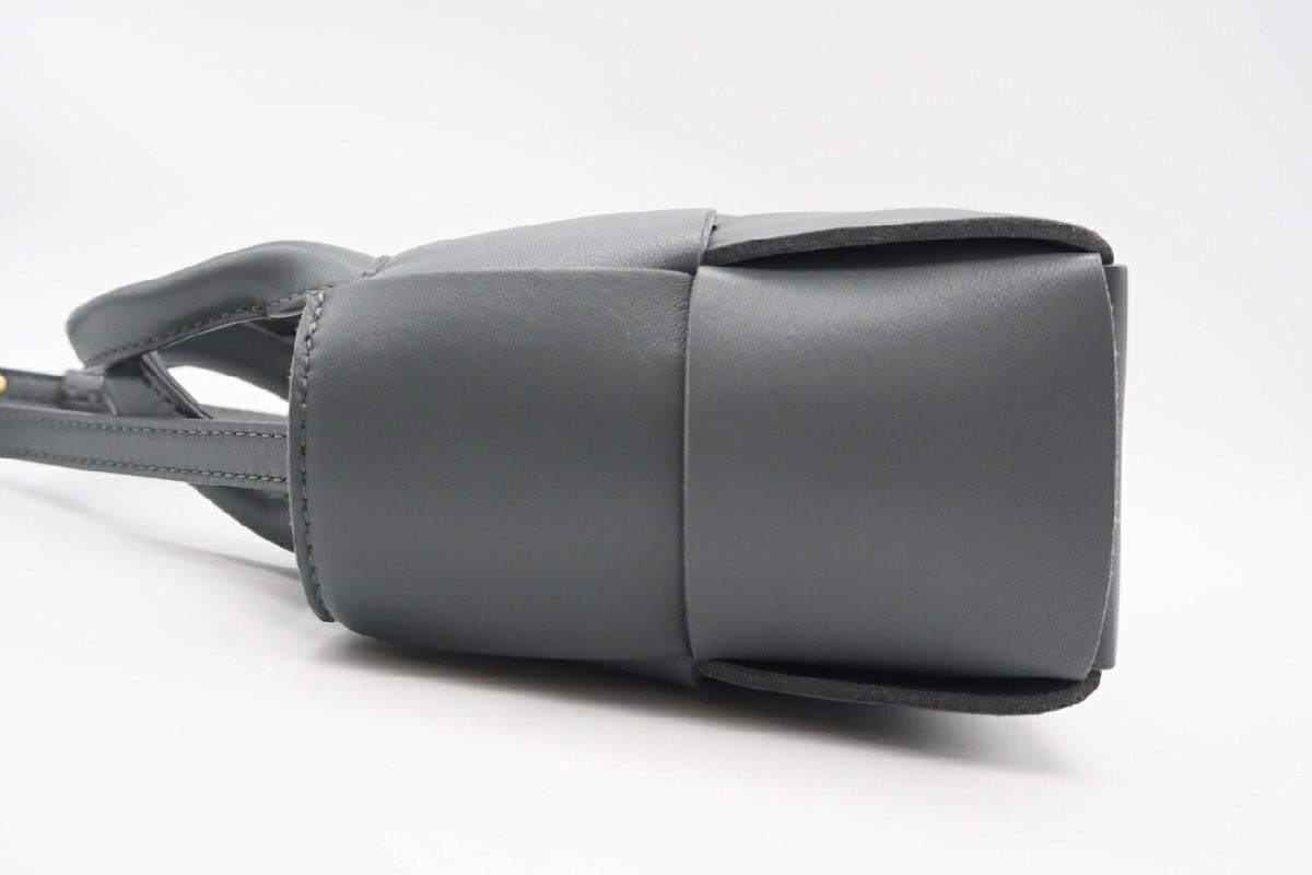 Bottega Veneta Candy Leather 2-Way Tote Bag Very Good Condition thumbnail 9