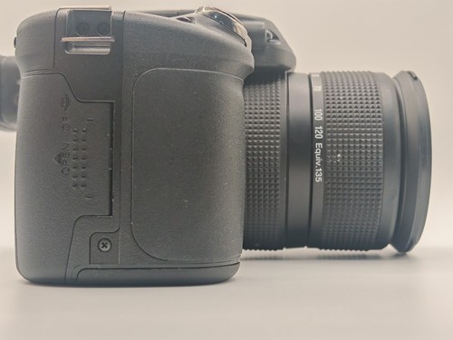 Sony Cyber-shot DSC-R1 10.3MP Digital Camera - Black - Picture 4 of 9