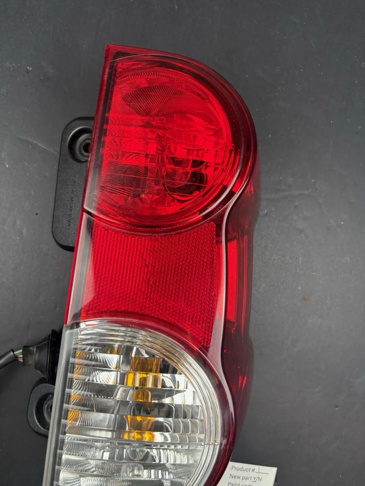 Luz trasera de pasajero derecho montada en cuarto para 15-18 CITY EXPRESS Foto 2 de 4