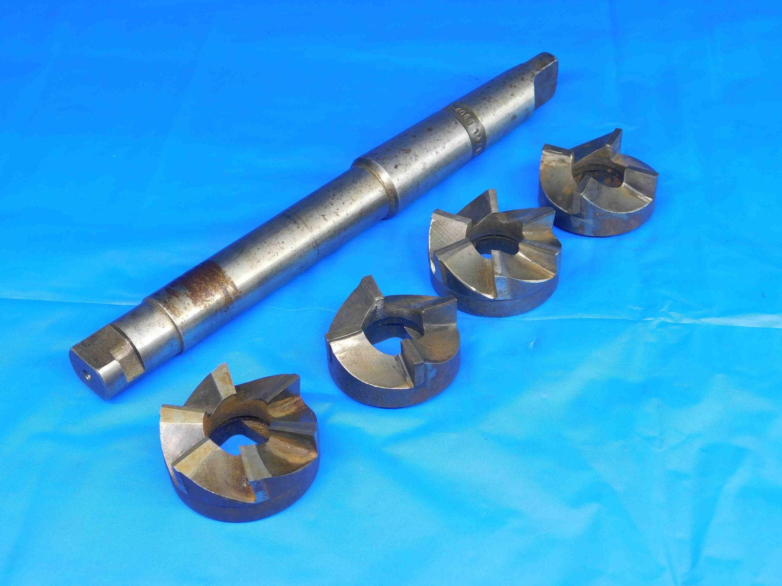 4pc REVERSE COUNTERBORE BACK SPOT FACER W/ ARBOR 1 5/8, 1 3/4 DIA. HSS