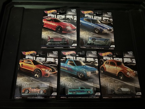 Hot Wheel Car Culture Cruise Boulevard Set
