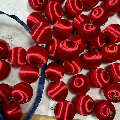 Vintage 2” Silk Sheen Satin Styrofoam Christmas Ornaments Red Lot of 62! + Bag - Picture 4 of 6