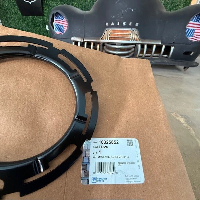 (1) Anillo de bloqueo de unidad de envío de tanque de combustible GM OEM 10325852 CHEVROLET GMC CADILLAC B86 Foto 2 de 4