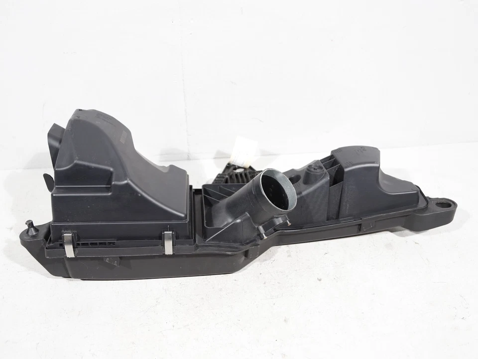 12-18 BMW F30 F32 F33 428i 328i AIR INTAKE CLEANER FILTER BOX W/O SENSOR OEM 🚗 - Image 3 of 4