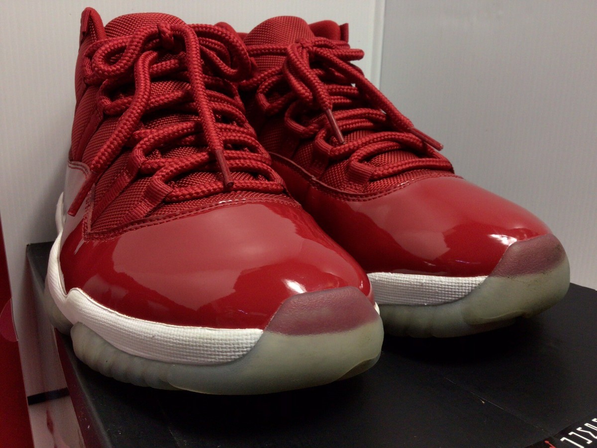 NIKE AIR JORDAN XI RETRO 11 