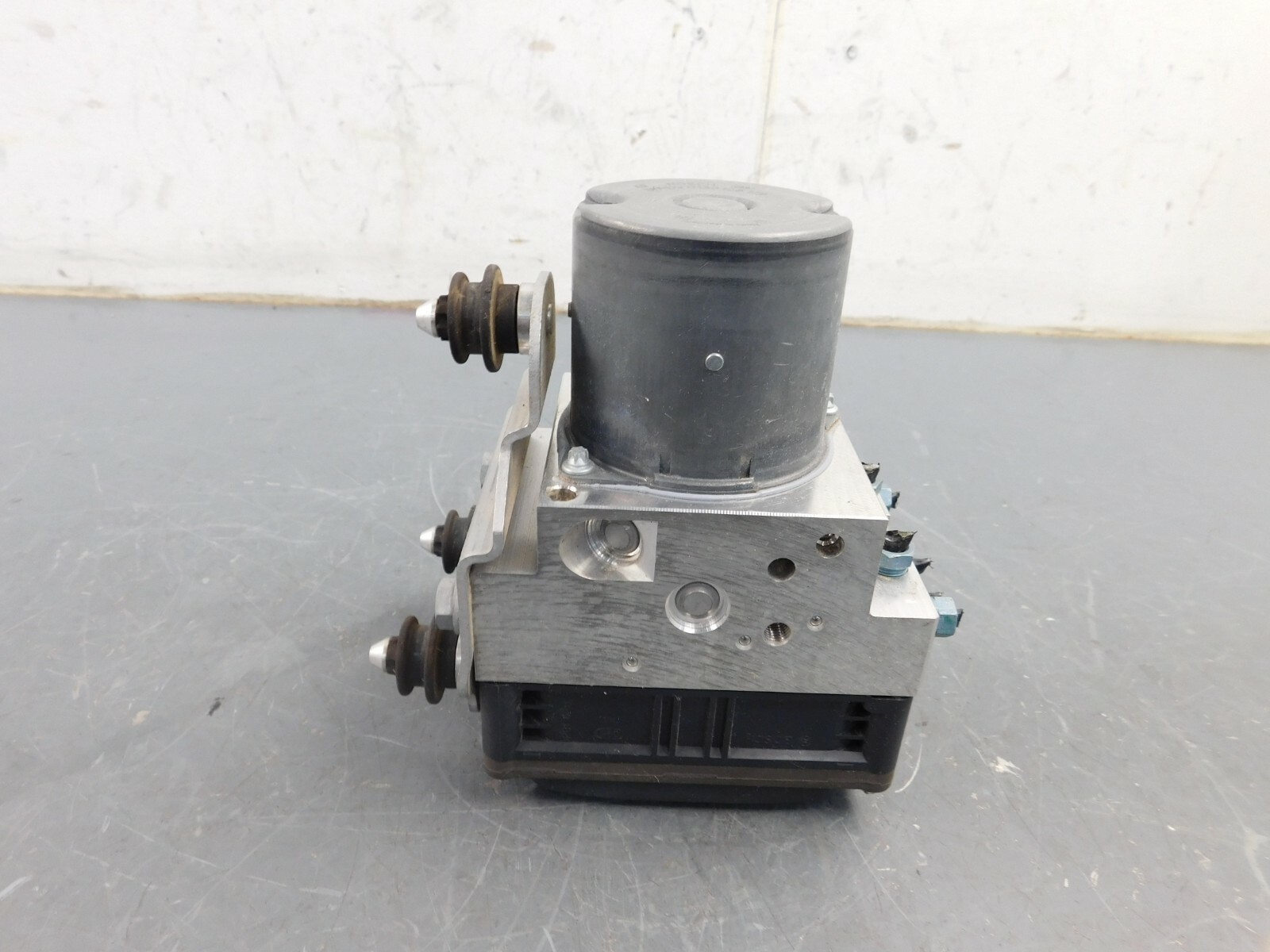 2017 18 20 21 22 Audi R8 V10 Plus ABS Brake Pump Module #3627 X4