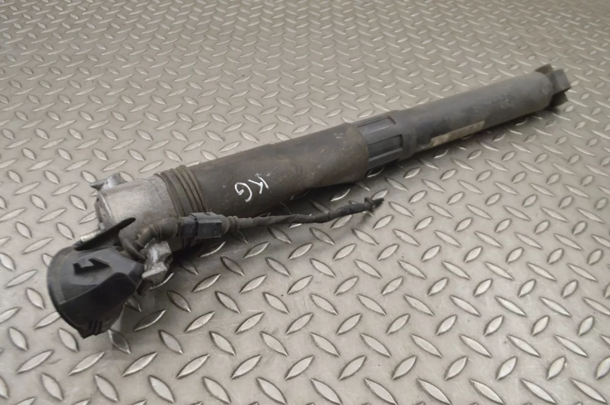 VW Touareg CR7 3.0 TSI 2021 RHD Rear Left Shock Absorber 