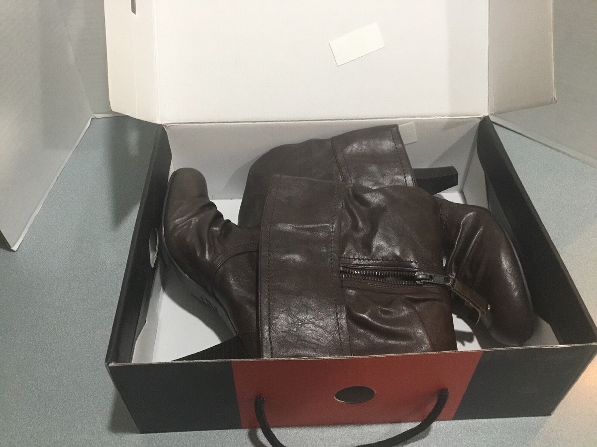 Bottes Hautes GUESS Marron – GENOU, Taille US 7 – Cuir Et Synthétique – Portées 1 Fois
